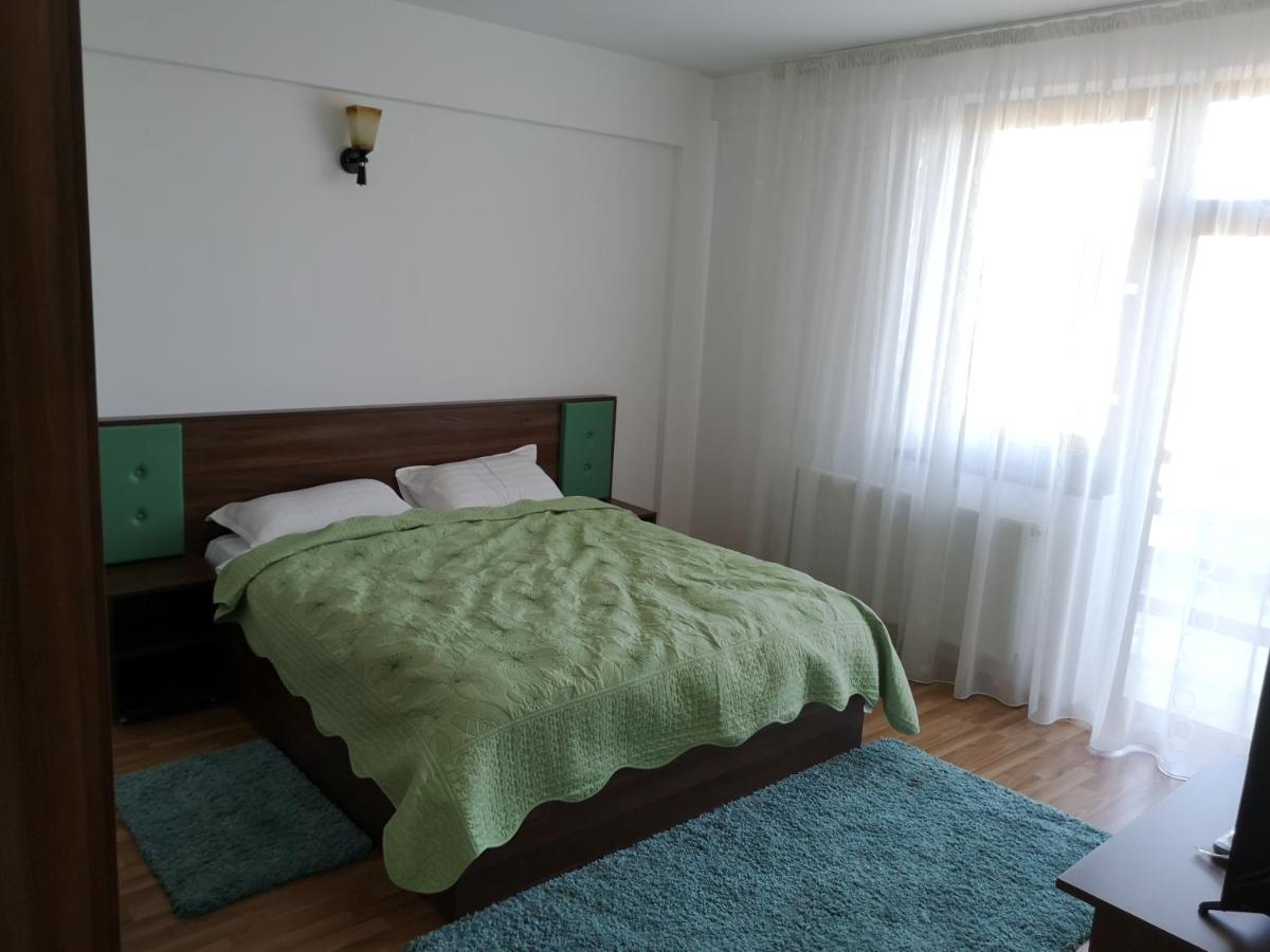 Passa Tempo Hotell Suceava Exteriör bild