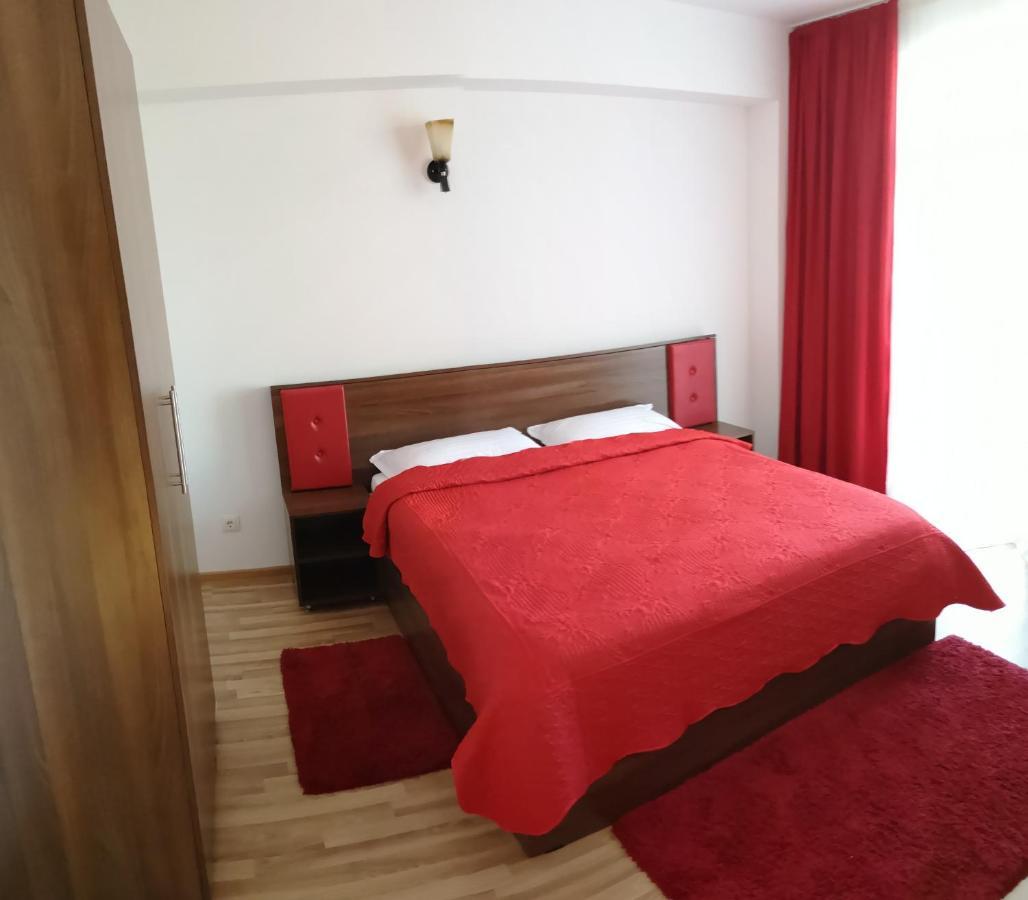 Passa Tempo Hotell Suceava Exteriör bild