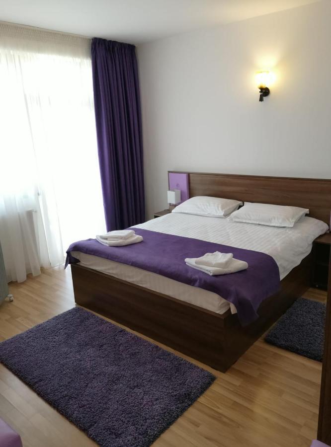Passa Tempo Hotell Suceava Exteriör bild