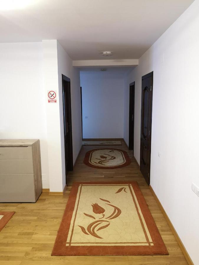 Passa Tempo Hotell Suceava Exteriör bild